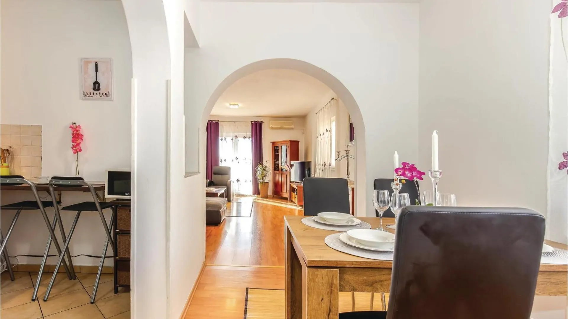 Nice Apartment In Kostrena With Jacuzzi 0*,