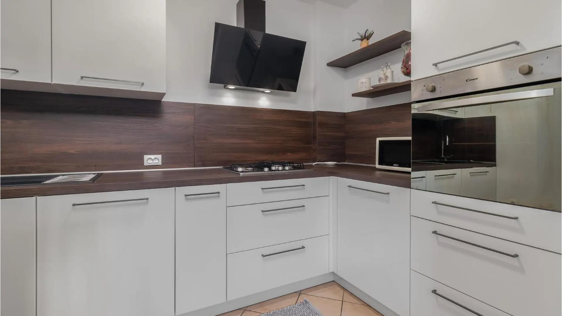 Nice Apartment In Kostrena With Jacuzzi