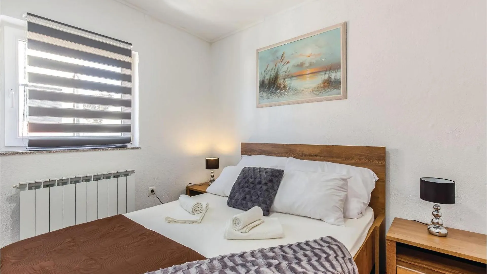 Nice Apartment In Kostrena With Jacuzzi